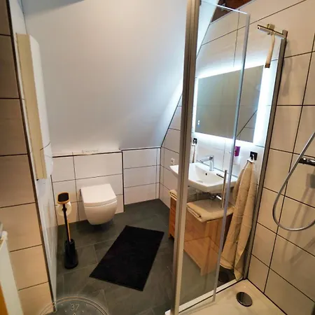 Vakantiehuis Waldruhe 37 Inkl Bettwaesche Und Handtuecher, Schluesselloser Self-check-in Bad Arolsen